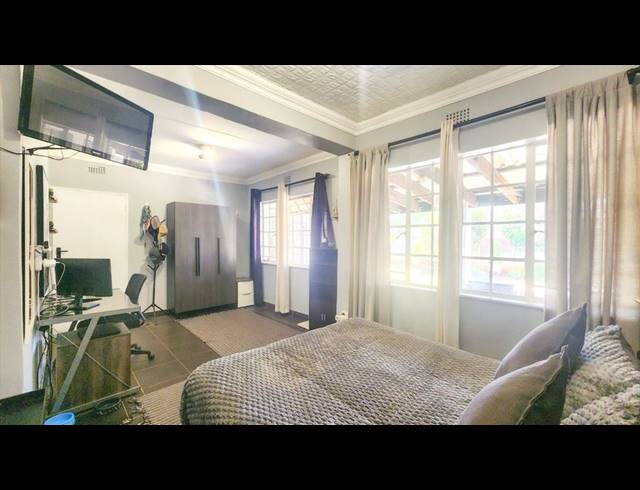 4 BEDROOM HOUSE FOR SALE IN BIRCHLEIGH
